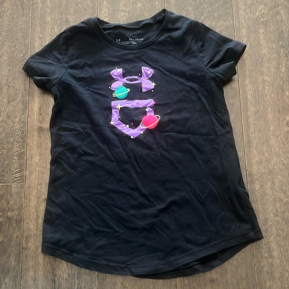 Under Armour kids xs t shirt